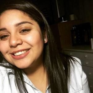 Meet your Posher, Claudia